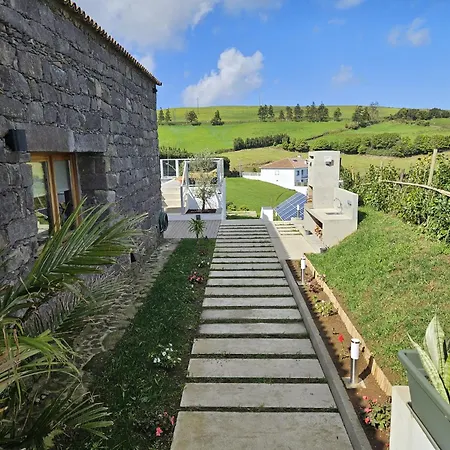 בית נופש Casa Do Cinzeiro, Acores - With Private Pool! *