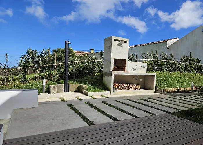 Dom wakacyjny Casa Do Cinzeiro, Acores - With Private Pool!