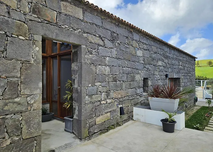 Dom wakacyjny Casa Do Cinzeiro, Acores - With Private Pool! Nordeste (Azores)