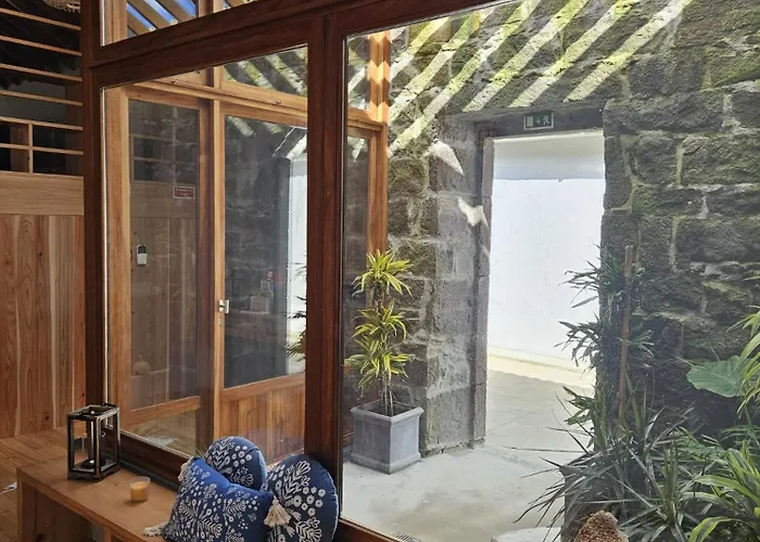 Casa Do Cinzeiro, Acores - With Private Pool!