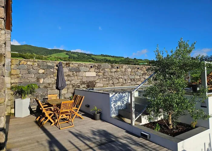 Casa Do Cinzeiro, Acores - With Private Pool!